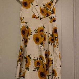 Sunflower Print Midi Dress in White and Yellow